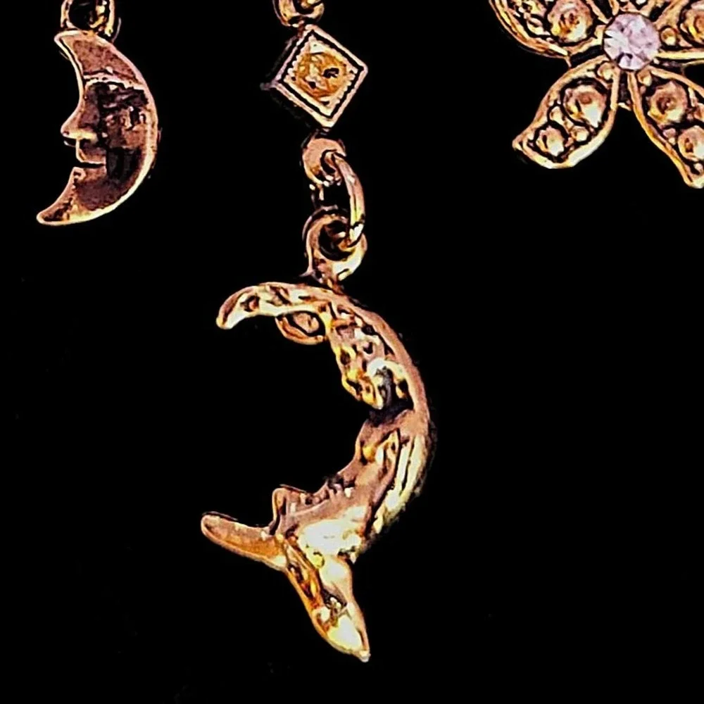 Vintage Style Gold Tone Celestial Man in the Moon Brooch Star Flower Charms Pin